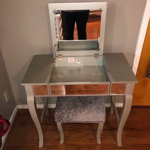 Makeup vanity and chair